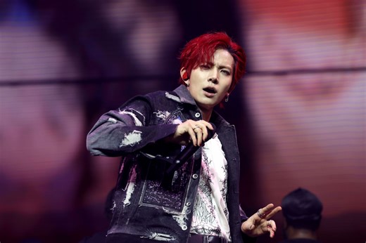 Enhypen fans gather over 400k verified signatures for Heeseung's return after departure announcement from the group