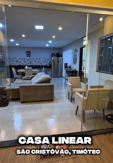 Casa linear no bairro São Cristóvão, em Timóteo. 3 quartos sendo 1 suíte com closet Sala conjugada Cozinha Área de serviço 2 banheiros social Área gourmet 2 vagas de garagem . Está incluso energia fotovoltaica e 2 ar condicionado.. R$ 660.000,00 #timoteo #ipatinga #coronelfabriciano #imoveisdeluxo