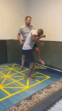 Pencak Silat Techniques - Obscure Attack Tiga Lima Footwork