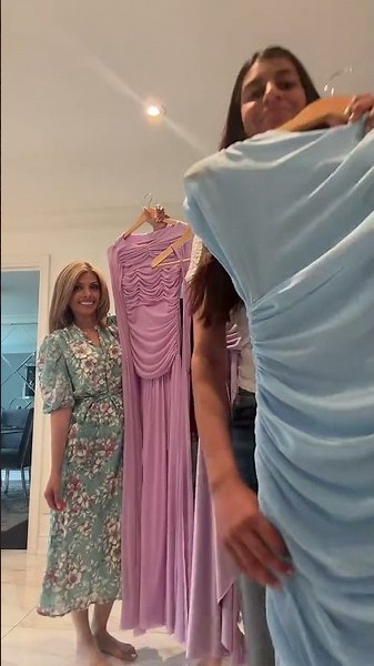 💜🩵💜 which dress do you like ?