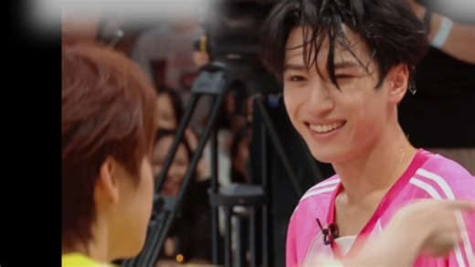 三次泼水游戏：爱情藏在点点滴滴