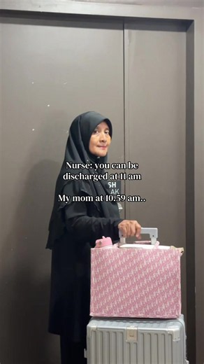 I swear she miss her pokok pokok bunga | nurse