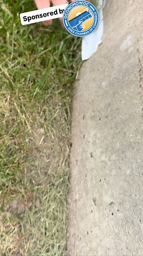 🍂💵 Cash Drop Sponsored by the Oconomowoc Chamber of Commerce 💵🍂 Today’s $100 Cash Drop comes straight from the heart of the Oconomowoc Chamber of Commerce — because community is about more than just business, it’s about giving back. And speaking of community… don’t forget, next weekend is Fall Fest 2025 in downtown Oconomowoc! 2 DAYS OF FUN!!!! 🎃🍁 This signature event brings together families, neighbors, and visitors for a day full of live music, kids’ activities, pumpkin decorating, local