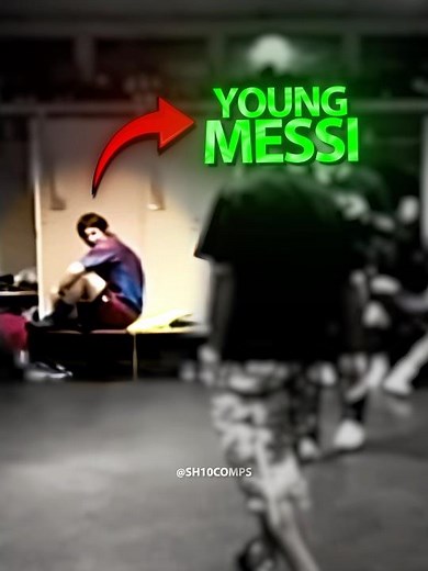 Ronaldinho Helps Messi ❤️‍🩹