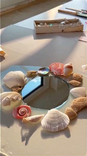 Shell mirror frame #diy #shell #ocean #sea #nature #craft
