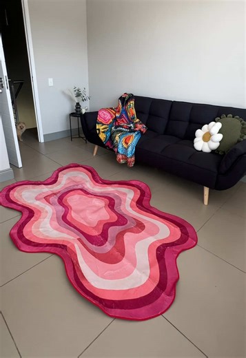 Finding the Perfect Tall Shoe Rack and Colorful Blanket