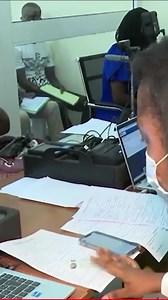 86K views · 1.5K reactions | UNE MINUTE INFO : En France, une jeune femme pense avoir découvert un pied dans son foutou (Un plat ivoirien traditionnel) et appelle les secours ! #Aminata24 #CMU #CMUPOURTOUS | Aminata 24 | Facebook