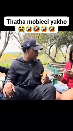 Thatha mobicel yakho😭🤣🤣🤣 #fbpost2025シ #fbreelsvideochallenge #fbreelsvideo #funnymoments #funnyreels #fyp #StarsEverywhere #followers #trendingvideo | Sbongiile Masiteng