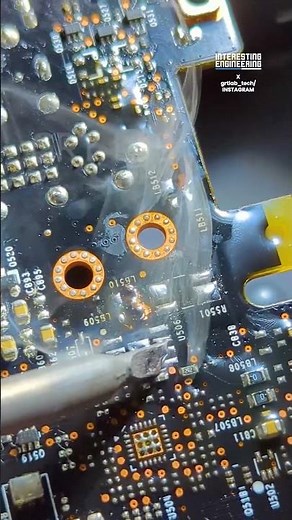 Cleaning RAM on a Motherboard