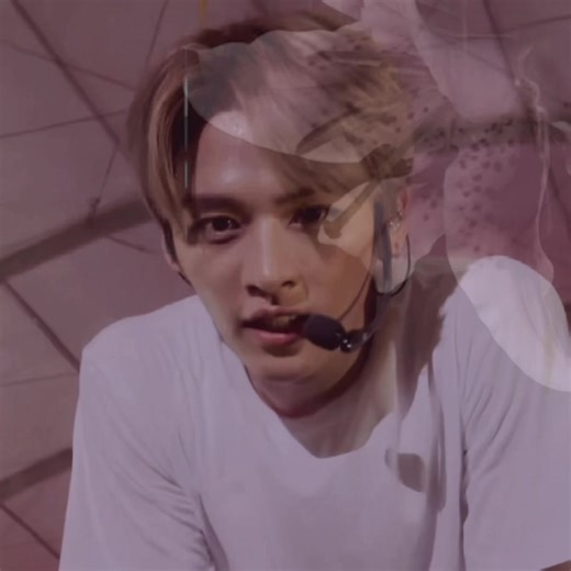 Emocionante Edición de Leeknow de Stray Kids