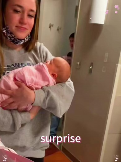 Heartwarming Twin Surprise Announcement at Birth