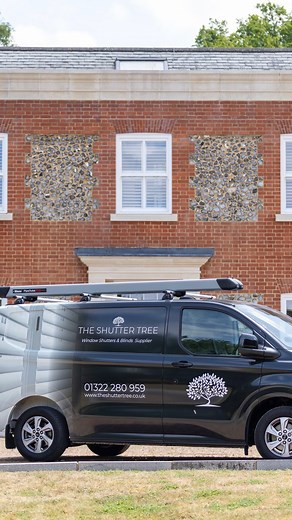 A little business update for you 👋 We’ve been busy, busy, busy behind the scenes, as well as out on all our installs lately! 😅 We’ve got a brand new product coming soon (can’t wait to show you 👀), plus some gorgeous new fabrics arriving for our roller and Roman blinds, honestly, they’re beautiful! We’re also putting together some lovely care packages for our customers, each with a little thank you gift inside 🤍 It means the world to have so many of you following along and supporting what we 