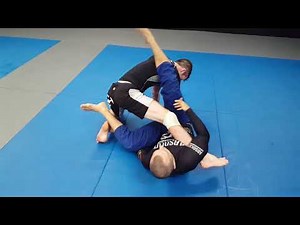 6 recent developments in the leg entanglement game (Lachlan Giles)