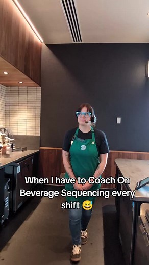Aprendiendo a escribir en tazas en Starbucks