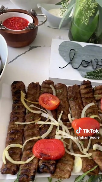 Afghan Mehmanis are just the best #afghan #afghanfood #afg #kabuli #kabob #bolani #foodtiktok