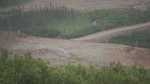 Exploding Large Amounts Earth Explosives Stock Footage Video (100% Royalty-free) 1019193391 | Shutterstock