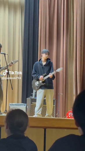 文化祭で響くおやすみ泣き声さよなら歌姫