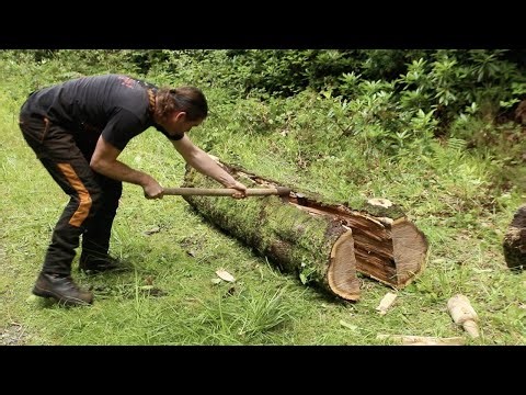 Cleaving Oak Planks From a Log