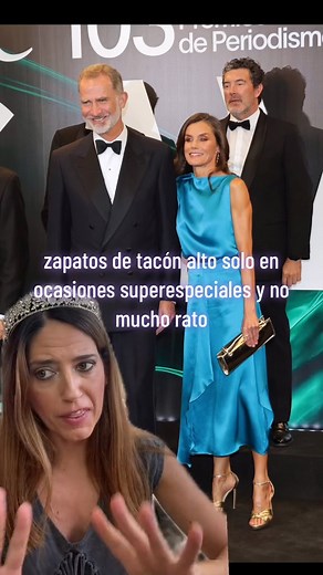 151K views · 1.1K reactions | #greenscreen Mucho se ha hablado de los pies de Letizia, pero lo mejor era preguntar a un especialis | Nuriasecret | Facebook