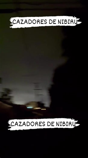 Misterioso fenómeno donde las nubes adoptan un color verde. Puede ser provocado por un raro fenómeno atmosférico, rayos galáctico o quizas un OVNI. | Cazadores Nibiru