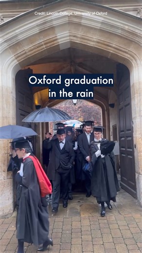 A little rain, a lot of joy. Congrats to our graduands – here’s to blue skies ahead 🌧🎓☀️ 🎬 | Lincoln College Oxford (Video taken last week) #OxfordGraduate #OxfordGrad #StudyingAtOxford #OxfordStudents #OxfordGraduation #DegreeDay | University of Oxford