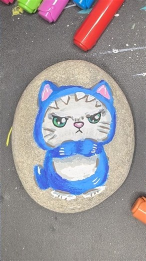 How to draw a grumpy Halloween kitten on stone! 🐱🎃✨ #art #painting #cat #catart #drawing #easydrawin