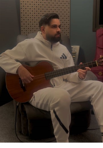 ΛΟΓΑΡΙΑΣΜΟΣ Cover Guitar Remix by Katerina Lioliou