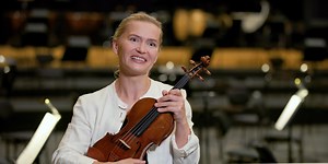 🎼🎻 Exclusive Deutsche Grammophon violinist Mari Samuelsen discusses her week-long string workshop with the MPO. The repertoire featured Vivaldi's Four Seasons as recomposed by Max Richter: Vivaldi – The Four Seasons. Video credits 🎥 : K2 Media | Malta Philharmonic Orchestra