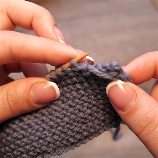 Elastic Cast Off Stitches Tutorial for Knitting Enthusiasts