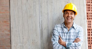 How to Find and Choose a Swimming Pool Builder