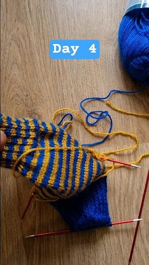 #knit a s9cks - a journey in yarn * day 4