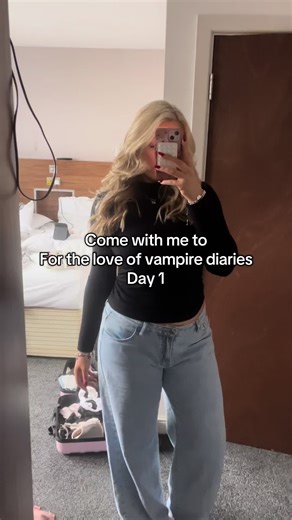 Experience Day 1 at Manchester's Vampire Diaries Event!