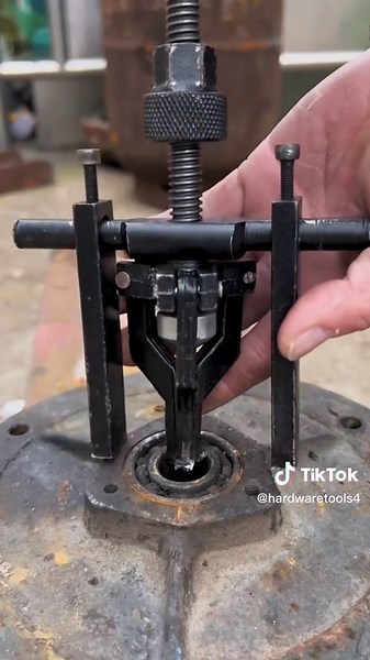 Mastering Mechanical Tools for Precision Work