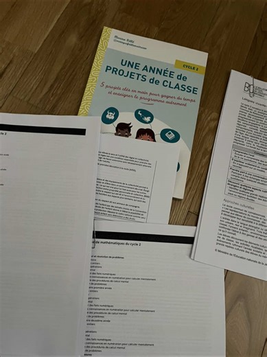 Avant de partir en vacances, j’ai imprimé les nouveaux programmes du cycle 2 pour pouvoir les lire et préparer mon année à mon retour 👩🏻‍🏫 J’ai aussi acheté le super livre de @Maisquefaitlamaitresse sur les projets, j’avais déjà la version cycle 1 que j’ai adoré donc j’ai pris la version cycle 2 🥰 Il me reste encore quelques guides du maître à acheter et les préparations pourront commencer à la fin du mois de juillet ! #teampe #preparations #work #vacances #ce1 #fyp