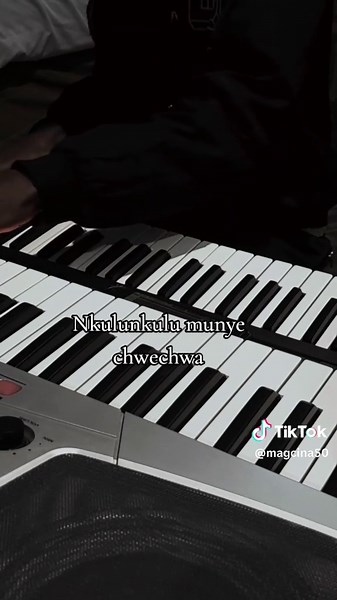 #itende #keyboard #thomoyi💃💃💃🎹🎹🎹 #chwechwa