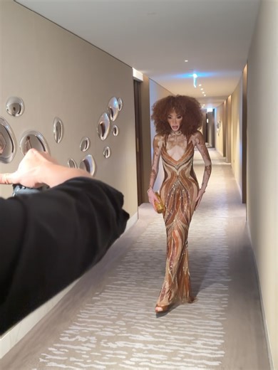 Winnie Harlow on Reels