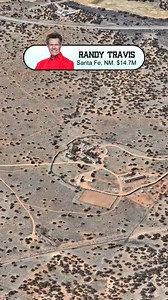 Randy Travis’ $14.7 million Santa Fe luxury ranch is a true gem.#randytravis #mansion #celebrity #house #celebrityhouse #countrymusic #singer Celebrity House | celebrity.house01