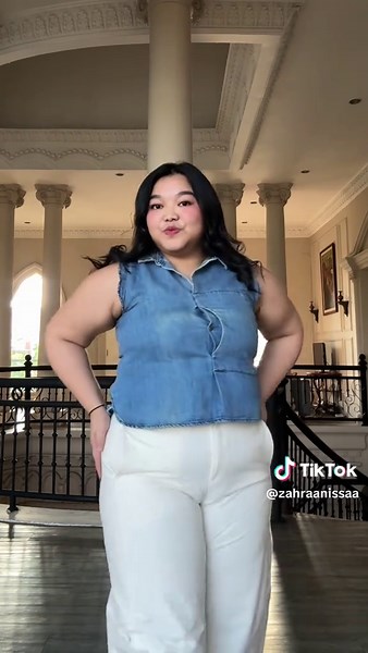 Unboxing Uniqlo Barrel Pants for Trendy Plus Size Fashion