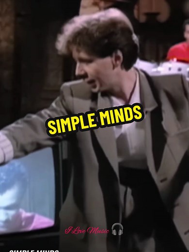 Simple Minds - Don't You Forget About Me: A Classic Hit