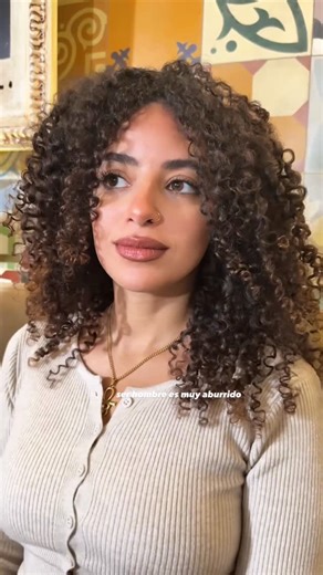 Heidi -Model, Artist and Creator in Barcelona- on Instagram: "they’re definitely missing out on the fun stuff💄 #creadoraugc #influencerbarcelona #model"