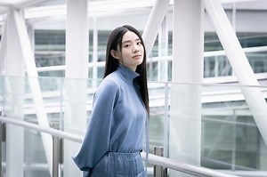 “最強の魔女”になった韓国の逸材シン・シア　血まみれバトルの秘話、キム・ダミとの共演を語る【「THE WITCH 魔女　増殖」インタビュー】 : 映画ニュース - 映画.com