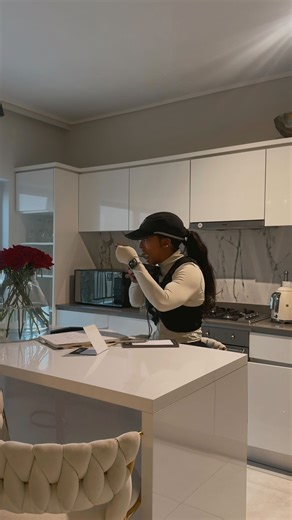 Grace Motswana on Instagram: "Anxiety, depression and other mood issues can be due to gut dysfunction, which can affect your athletic performance. Iberocalm from the makers of @iberogast_sa , contains vitamin B2, lactobacillus, lemon balm with a vegan, lactose formula, everything your gut needs to function at its best! Consult your health practitioner for further information. #GutHealth #Iberocalm #Trustyourgut #Mentalwellbeing #Ad #Paid partnership"