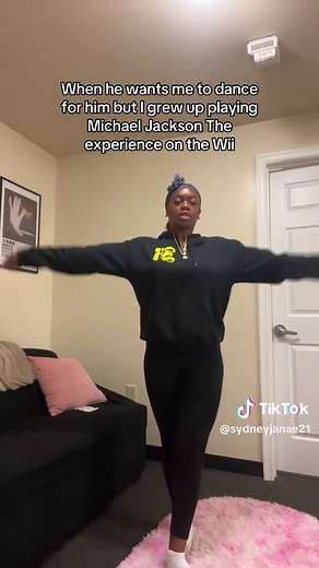 Dancing to Michael Jackson Wii Experience