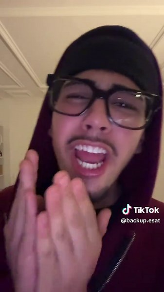 esat sánchez (@backup.esat)’s videos with original sound - Llöyd🕷️