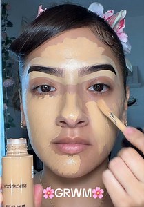 GRWM Makeup Tutorial: How to Apply Foundation & Setting Spray