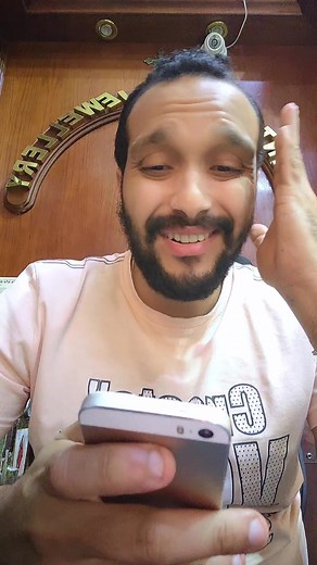 لما ابونا يكتب علي جروب الخدمه مساء الخير يا شباب 😂 | Beshoo Galaa