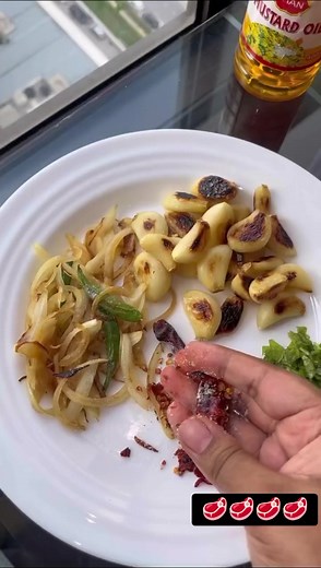 Delicious bhorta and plain basmati rice for lunch today 💗🤤#easyrecipe #quickrecipe #cookingviral #cookingrecipe #homemade_recipe #fypシ゚viral #fyppppppppppppppppppppppp @TikTok @For You