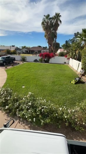 Jake Mourkas on Instagram: "Day in the life #sidehustles #dayinthelife #skincare"