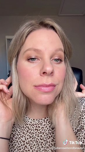 Easy and Natural Bronze Eye Makeup Tutorial