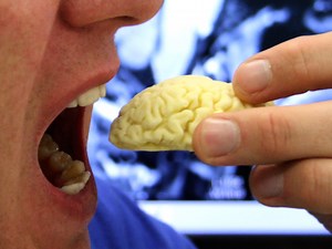 Edible Chocolate Brain From MRI Scan